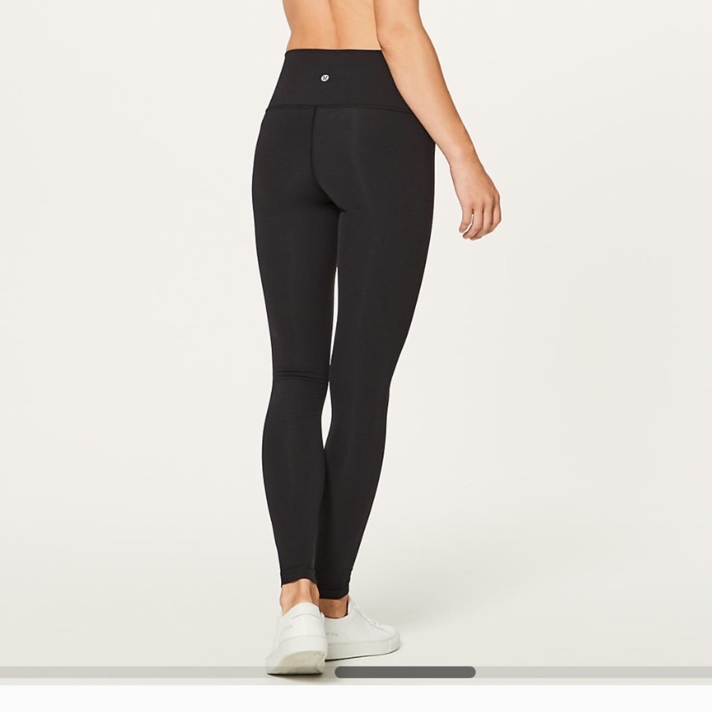 Lululemon Wunder Under Hi-Rise Tight size 6
